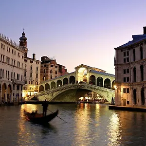  Hostel Ai Boteri Italy